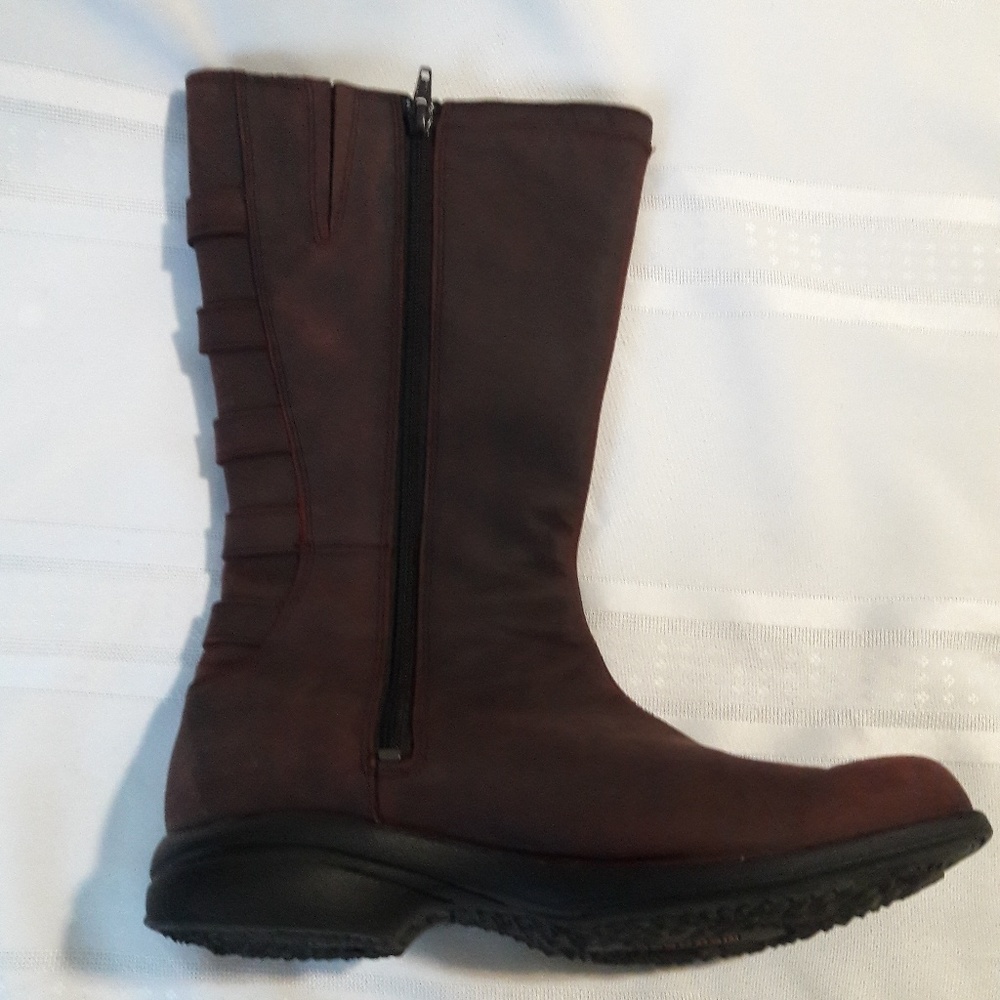 MERRELL boots.